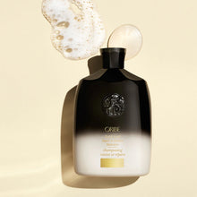 Load image into Gallery viewer, Oribe Gold Lust Repair &amp; Restore Shampoo 250ml
